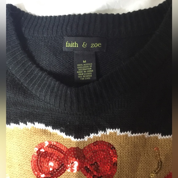 Faith & Zoe women’s Gingerbread man knit sweater; Medium - Picture 3 of 10
